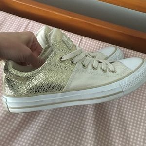 Gold converse